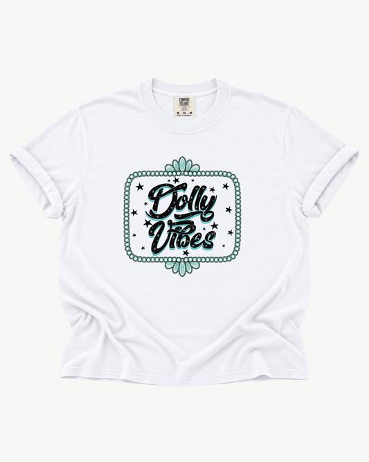Dolly Vibes Graphic Tee